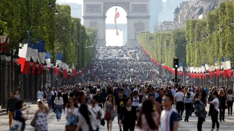 Fransada ölümlər doğumları üstələyir