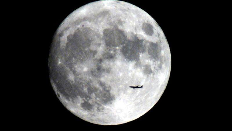 NASA Ayın səthində nüvə reaktoru qurmağı planlaşdırır