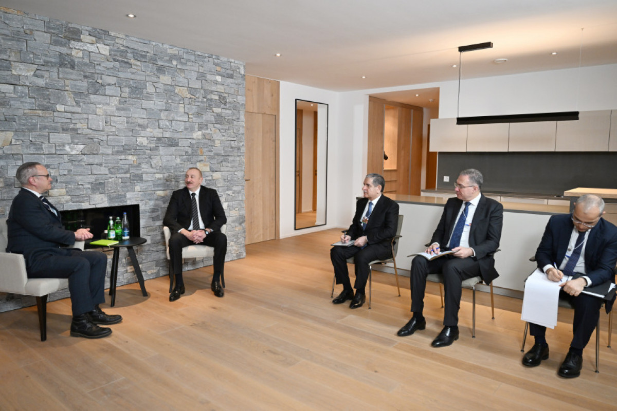 İlham Əliyev Davosda 