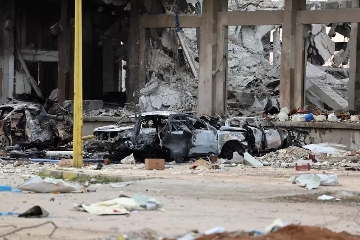 YPG öz silah anbarını partladıb