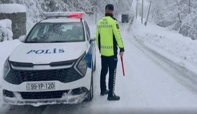 Sürücülərə XƏBƏRDARLIQ: Yollar buz bağlaya bilər