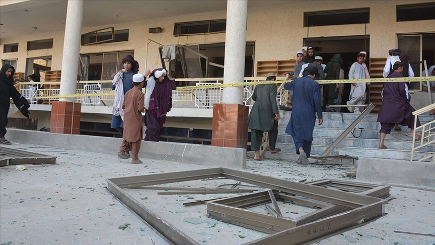 Pakistanda məsciddə partlayış olub