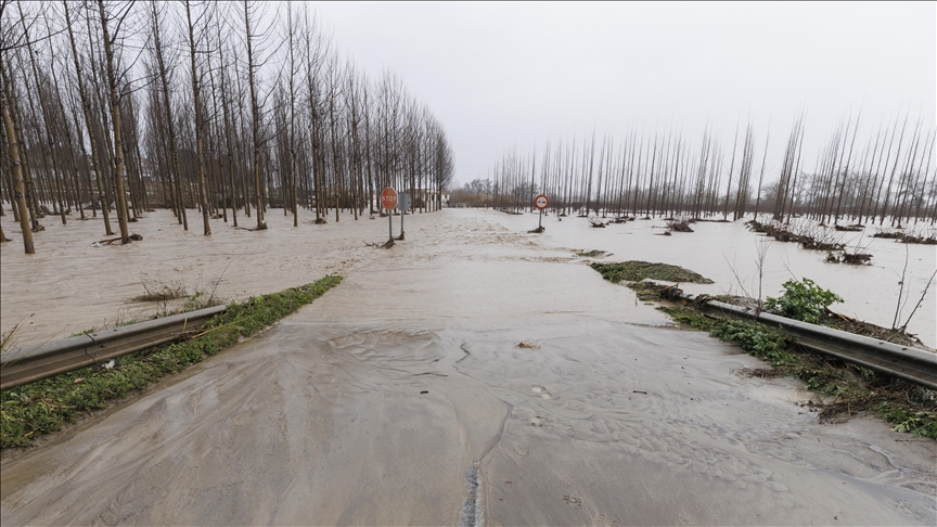 İspaniyada leysan yağışlar səbəbindən 5500 insan evlərindən təxliyə edilib