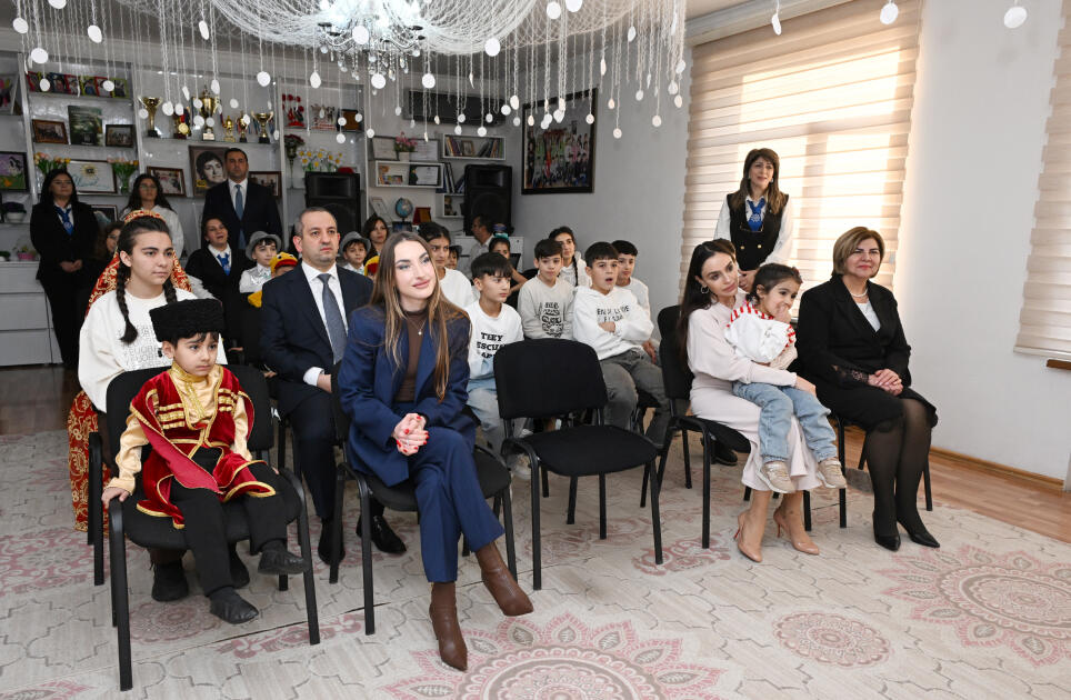 Leyla Əliyeva və Alena Əliyeva Gəncədə uşaq evində olublar - FOTO