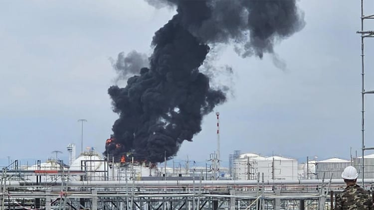 Çində fabrikdə baş verən partlayışda ölənlərin sayı 8-ə çatıb