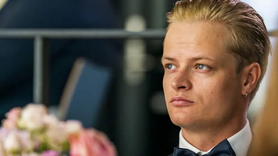 Norveç şahzadəsinin oğlu yuxuda zorlamada ittiham olunur: Sübut kimi ağıllı saat təqdim edilib