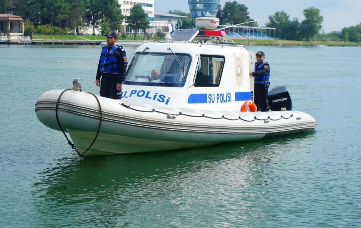 Su polisi Xəzər dənizində brokonyerləri saxladı