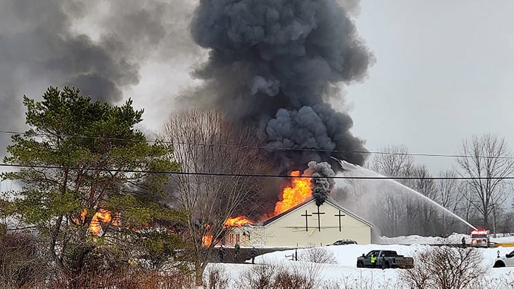 Nyu-Yorkda kilsədə partlayış olub