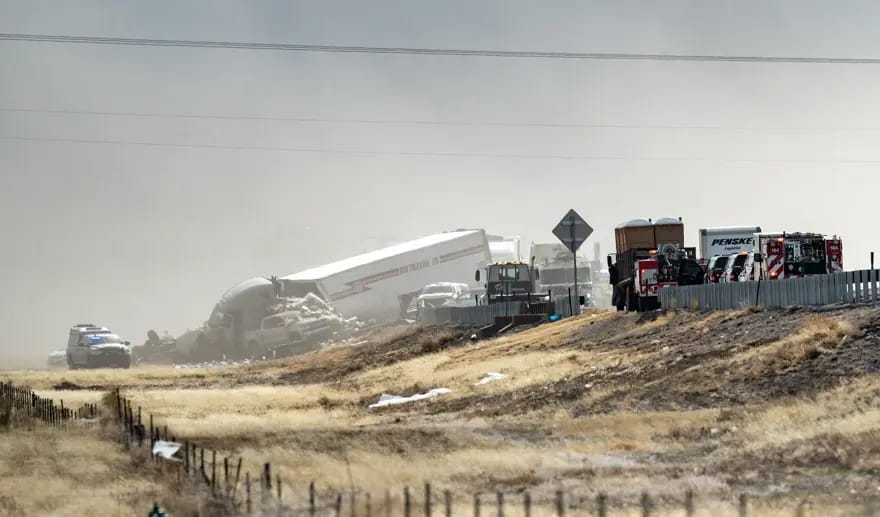 Qum fırtınası ABŞ-da faciəyə səbəb oldu: 30 avtomobil zəncirvari toqquşdu