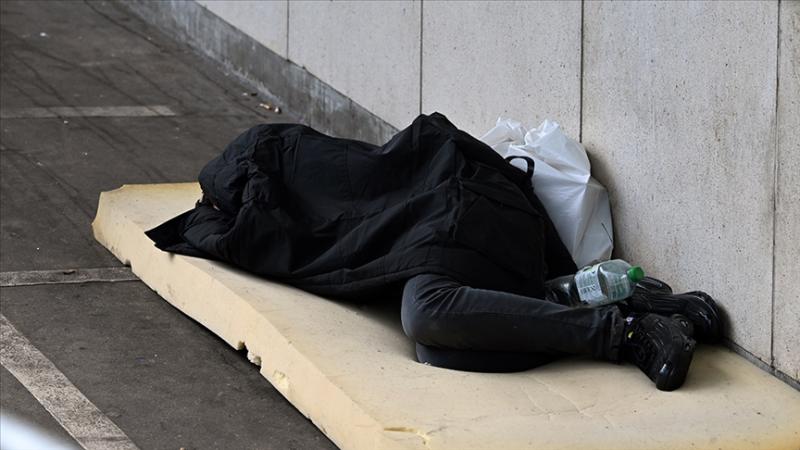 Brüsseldə 1600-dən çox uşaq və gənc evsiz qalıb