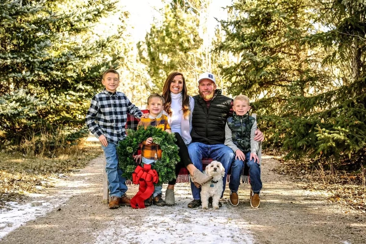 Uşaqların kədərindən bəhs edən kitab yazan qadın ərini öldürməkdə ittiham olunur