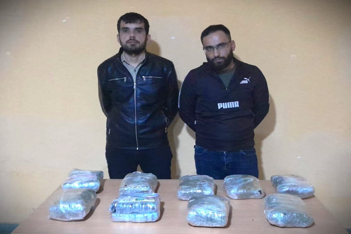 İrandan PUA ilə atılan narkotik tutulub, iki nəfər saxlanılıb