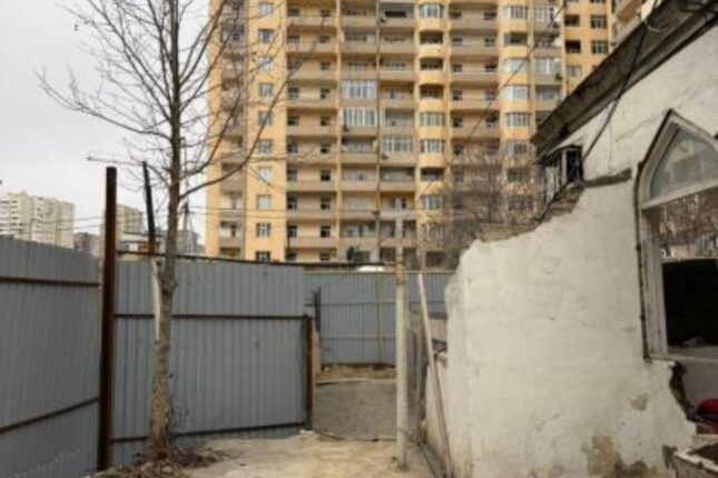 Vətəndaşlara “qan udduran” “City Life” kimindir? (FOTOLAR)