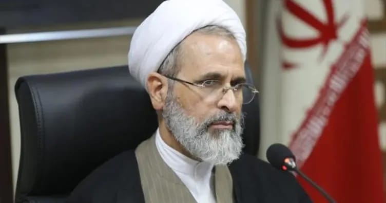 Ərafi Xamneyini əvəzləyəcək