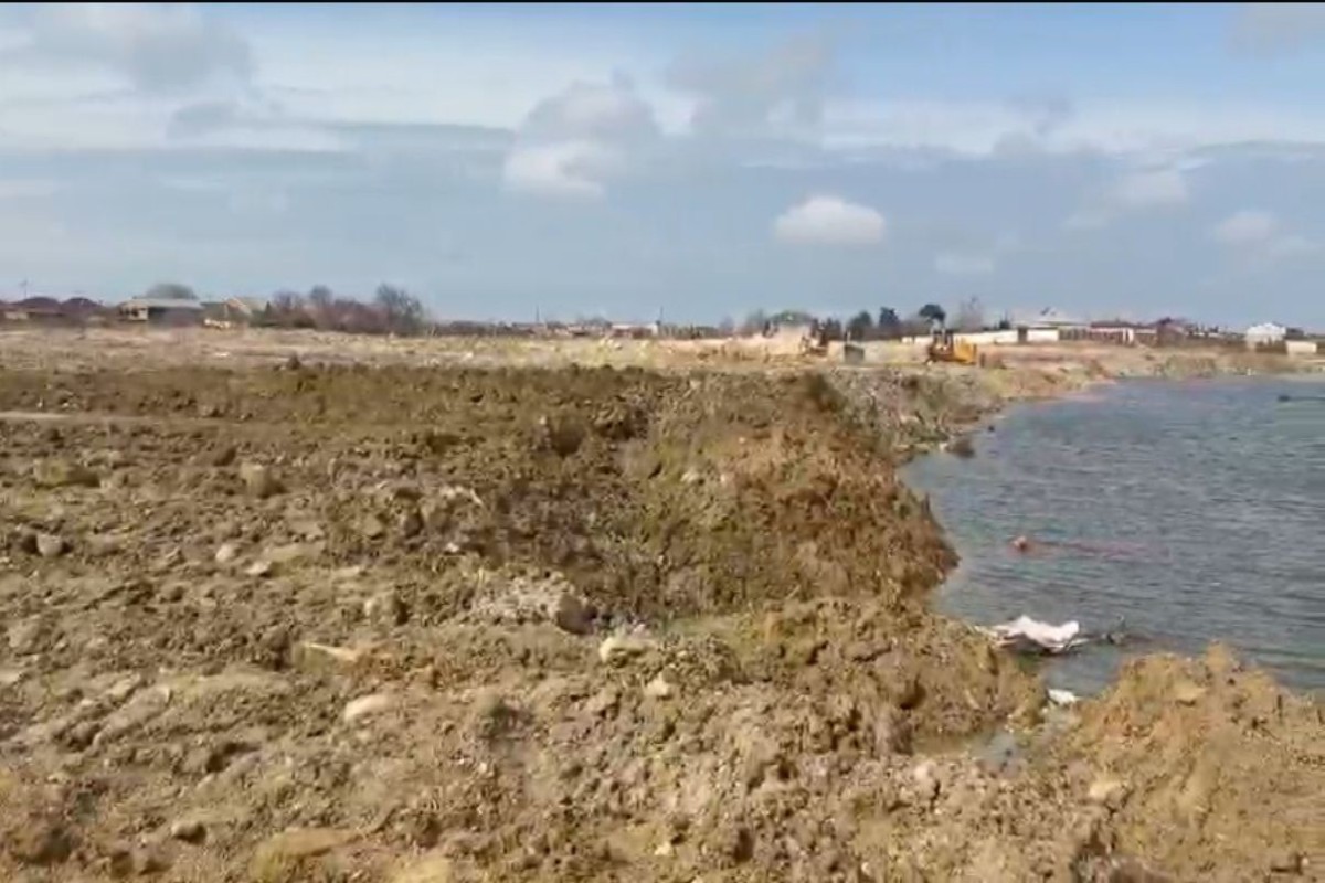 Maştağada gölün qanunsuz doldurulması faktı araşdırılıb