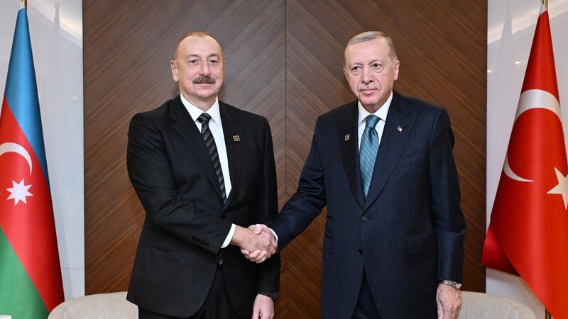 İlham Əliyev və Rəcəb Tayyib Ərdoğan telefonla danışdı