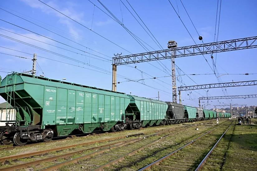 Rusiya taxılı Azərbaycan üzərindən Ermənistana göndərilir