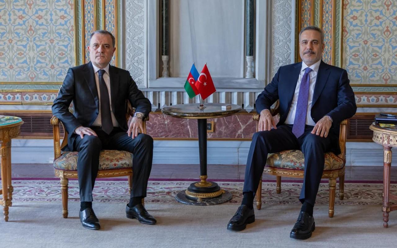 Ceyhun Bayramov türkiyəli həmkarı ilə danışdı - Yenilənib