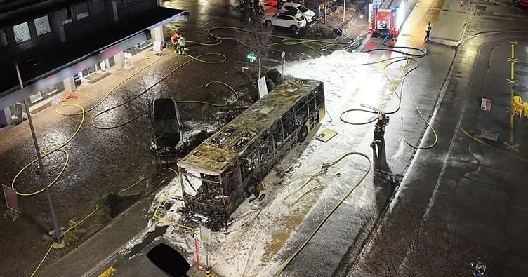 İsveçrədə avtobus yanıb: 6 nəfər ölüb