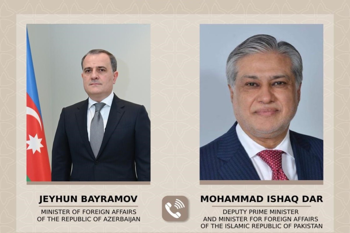 Ceyhun Bayramov pakistanlı həmkarı ilə cari regional təhlükəsizlik vəziyyətini müzakirə edib