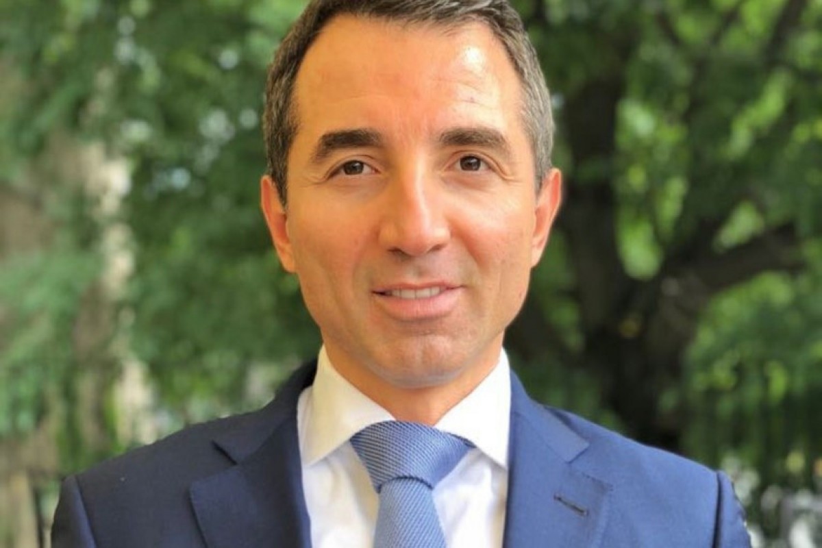 Adnan Əhmədzadənin həbs müddəti uzadıldı