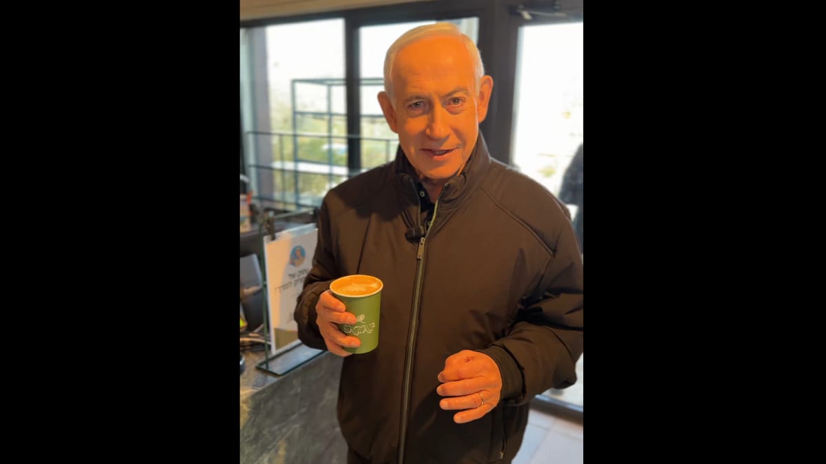 Netanyahu sosial mediada video paylaşaraq ölüm iddialarına cavab verib