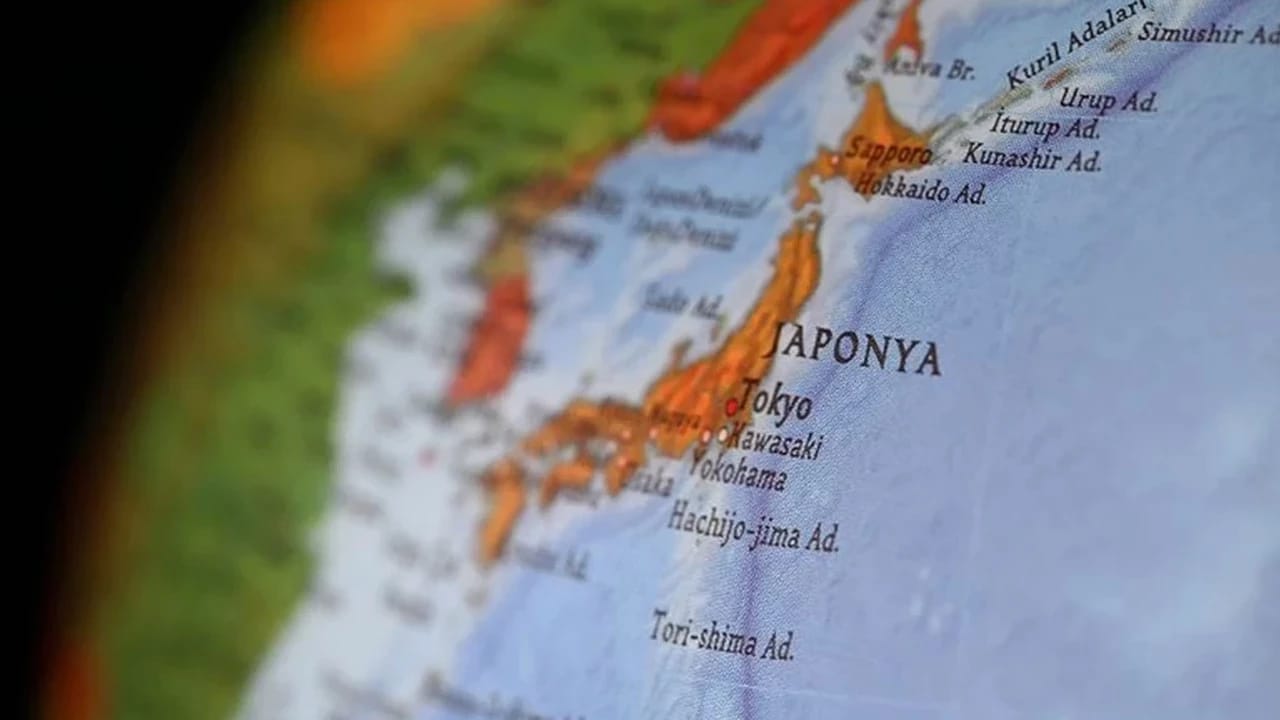 Yaponiya sahillərində iki tələbə qayığı batıb: 2 nəfər ölüb