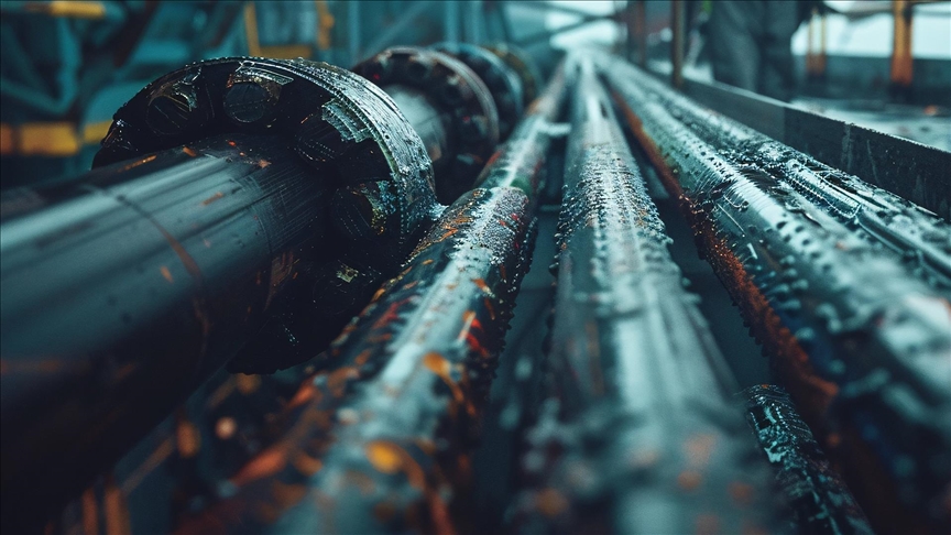 Liviyada neft boru kəmərində sızmadan sonra yanğın baş verib