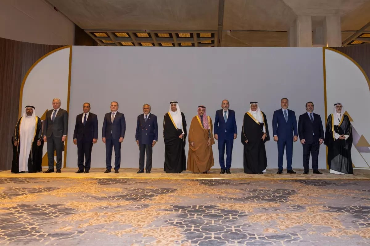 12 ölkə İranı qınayır