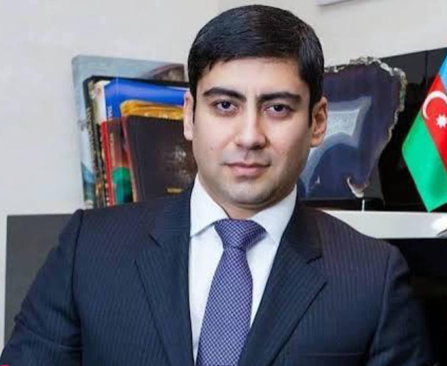 Yanan yaxtalar ona məxsus imiş