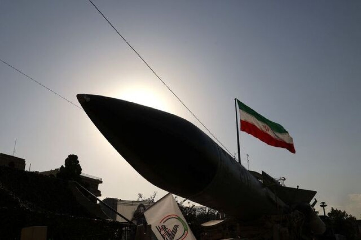 İran İsrail istiqamətində raketlər buraxıb