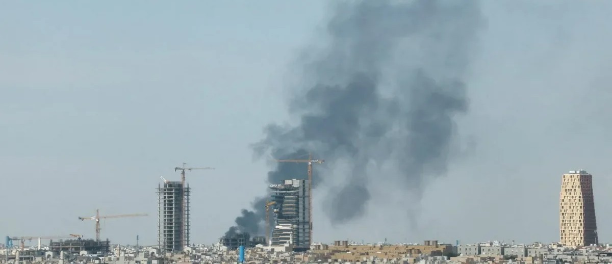 Əbu-Dabiyə raket hücumu nəticəsində beş nəfər yaralanıb