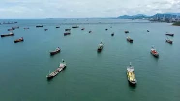 Hindistanın LPG tankerləri Hörmüz boğazından keçib