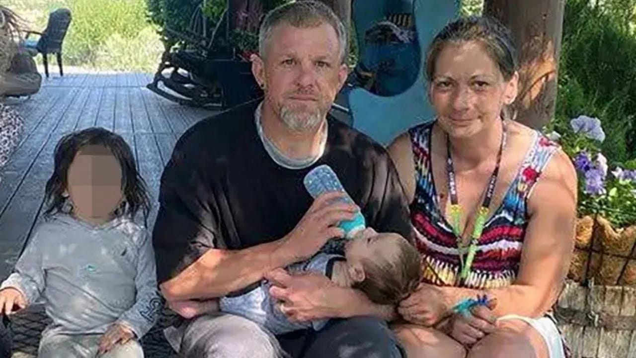 Ata 11 aylıq oğlunu diri-diri basdıraraq öldürüb