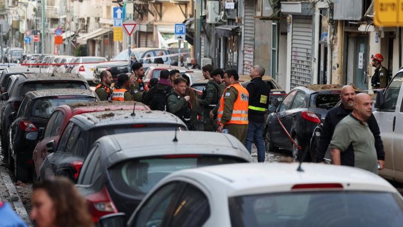 İrandan cavab addımı: 15 raket parçası Təl-Əvivə və ətrafına zərbələr endirib