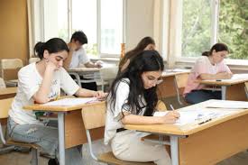 Aprelin 12-si keçiriləcək buraxılış imtahanında 53 minə yaxın şagird iştirak edəcək