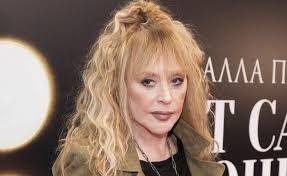 Alla Puqaçovanın Moskvadakı lüks mənzili satışa çıxarıldı - Qiyməti dodaq uçuqladır