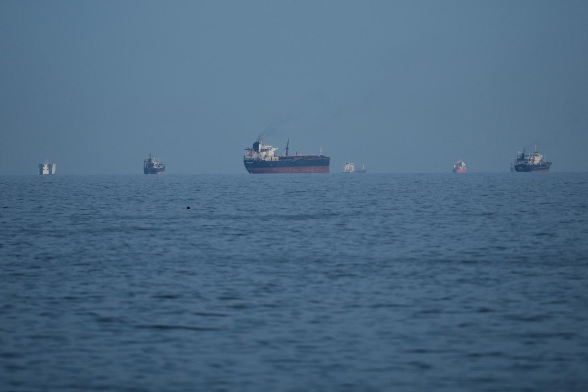 KİV: İran gündə on iki gəminin boğazdan keçməsinə icazə verəcək