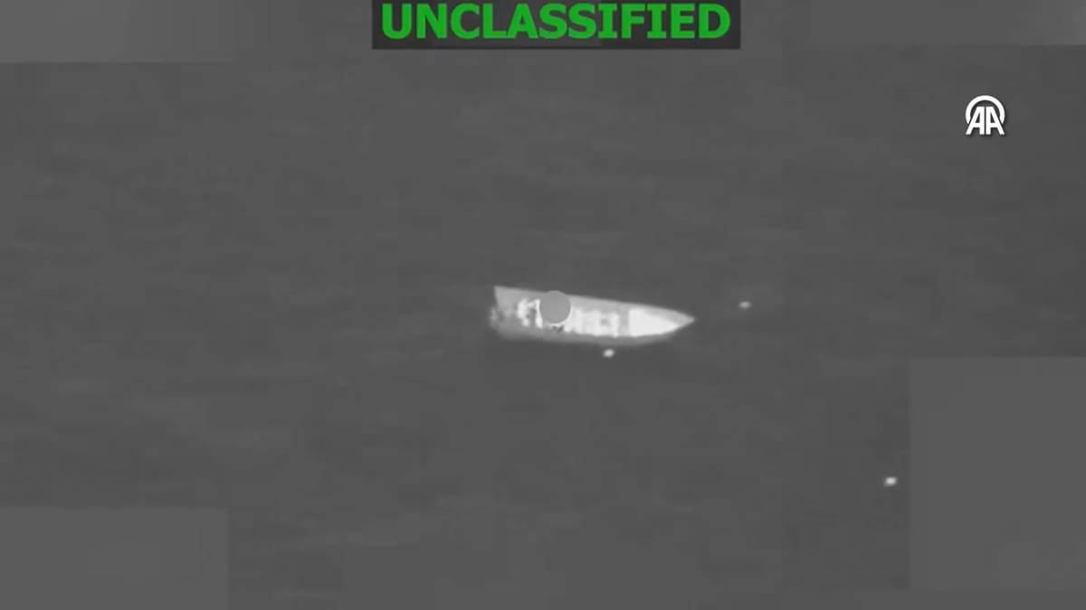 ABŞ daha bir narkotik qaçaqmalçı gəmisini vurdu: 2 ölü