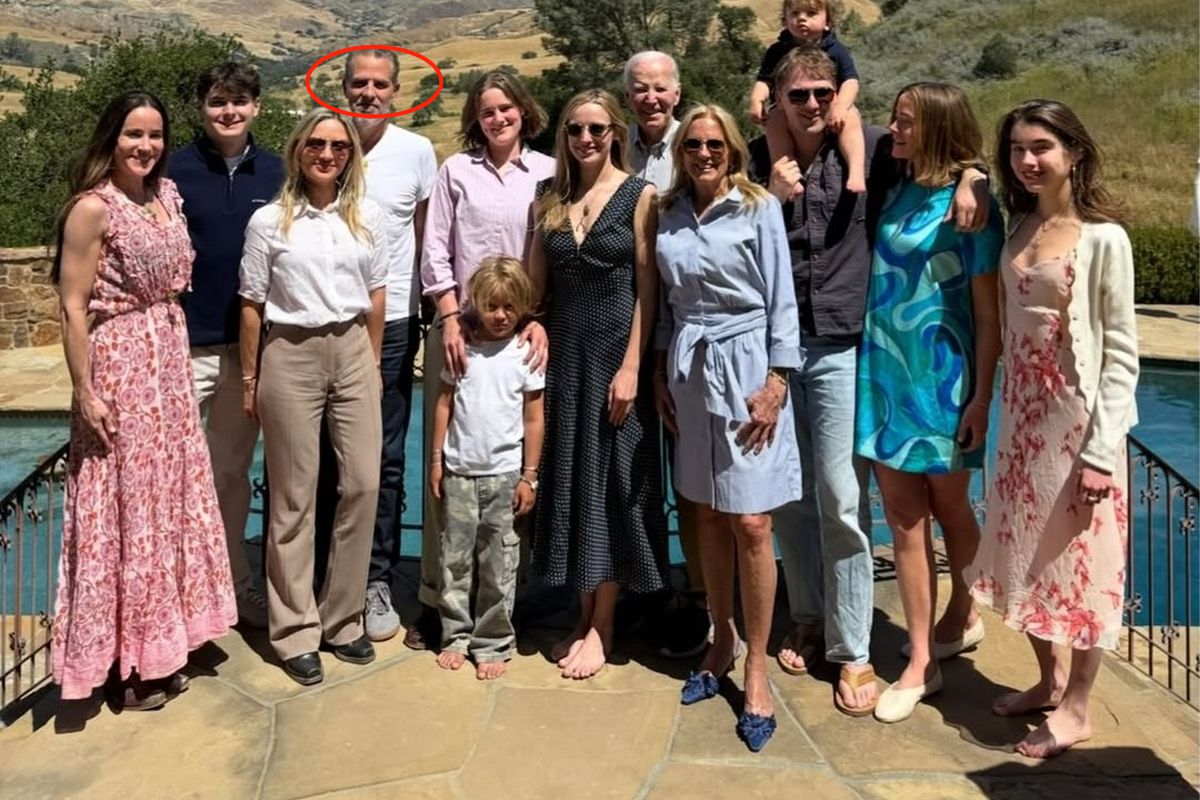 Baydenin oğlu ABŞ-ı tərk edib