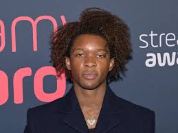 Məşhur amerikalı müğənni yeniyetmənin ölümünə görə həbs edildi