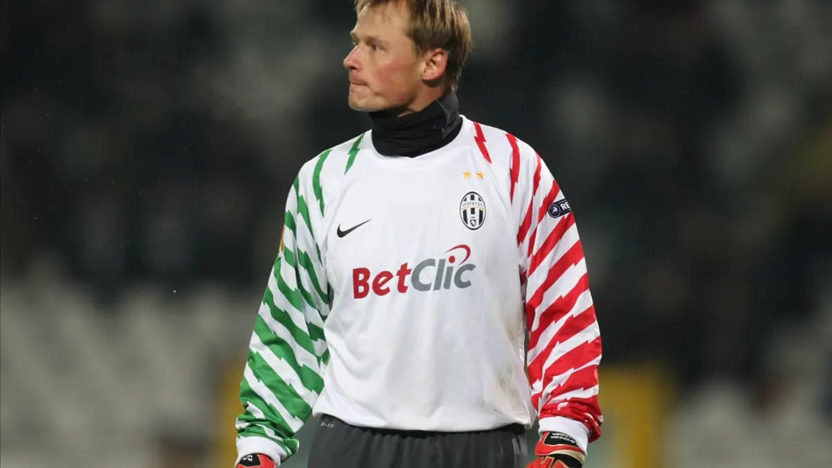 Arsenalın keçmiş qapıçısı faciəvi qəzada dünyasını dəyişib