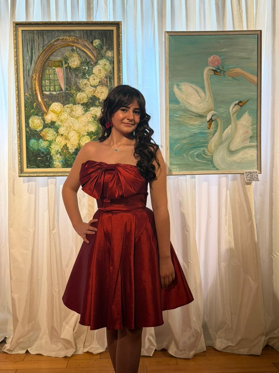 Bakıda gənc rəssam Zəhra Qafarovanın “Zəhranın Rəngli Dünyası” sərgisi keçirilib