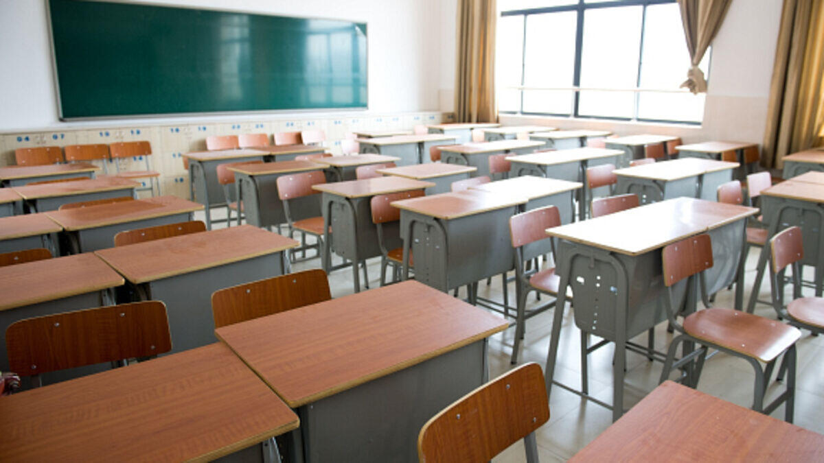 Bu ölkədə məktəblərdə rus dilində danışmaq qadağan edilir