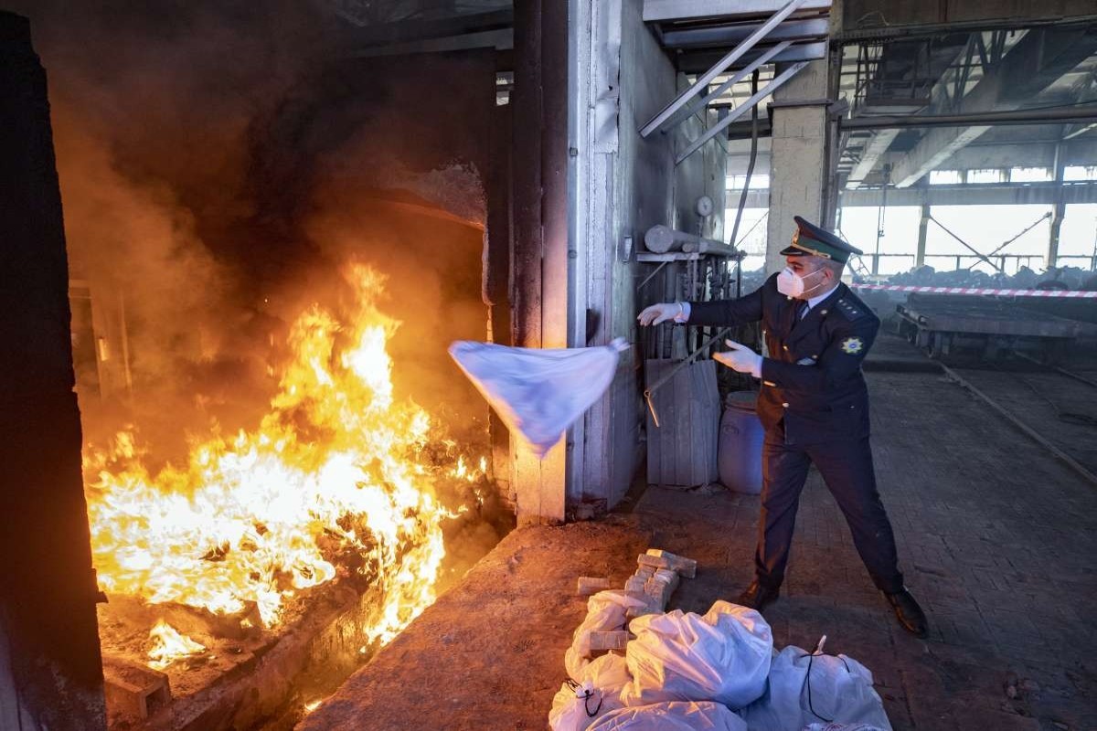 Xocalıda 17 cinayət işi üzrə müsadirə olunmuş narkotik məhv edilib