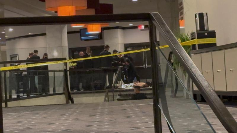 Trampın qatıldığı şam yeməyində atışmada şübhəli bilinən şəxsin kimliyi məlum olub