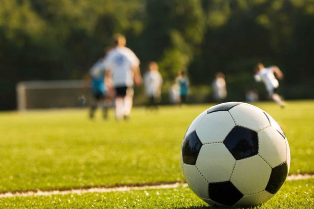 Mingəçevirdə futbol oynayanda qəfil vəfat edən tələbənin FOTOSU
