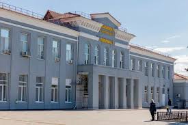 Ukrayna Rusiyada aeronaviqasiya binasına dron zərbəsi endirib, 13 aeroportun fəaliyyəti dayandırılıb