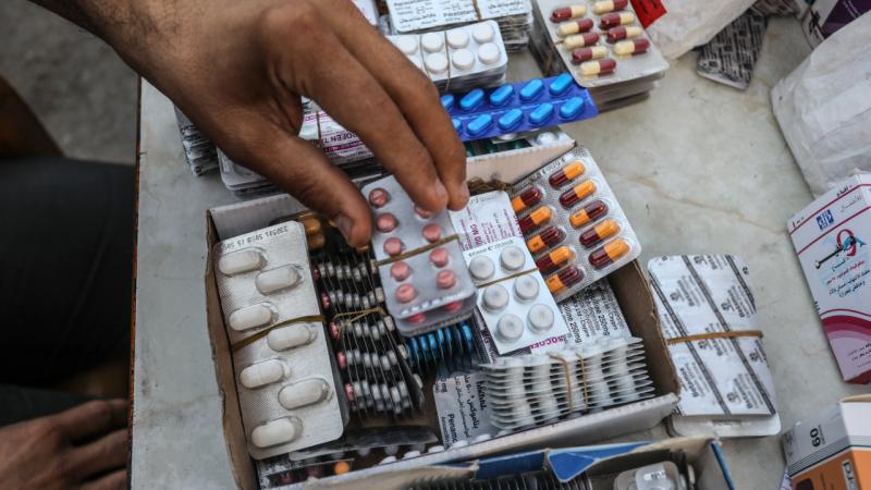Qəzzada həyati vacib dərmanların 47%-i tükənib