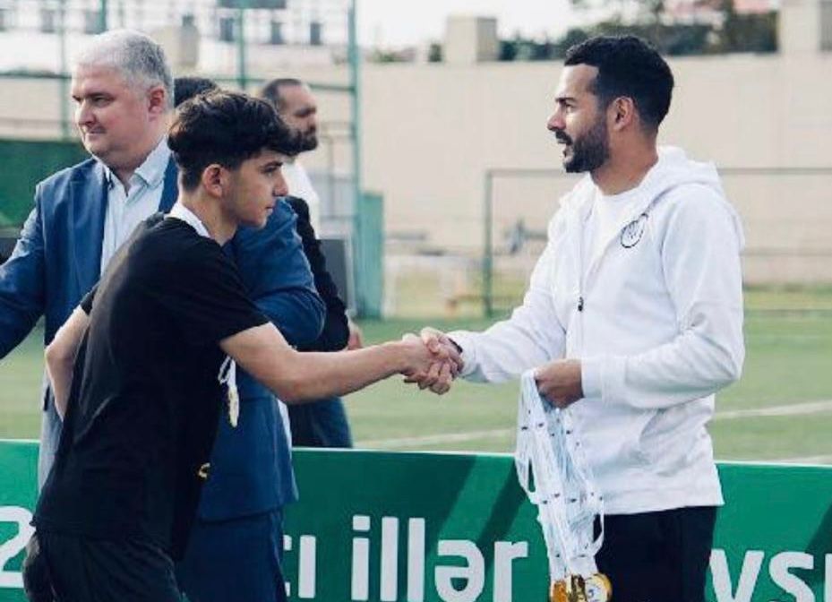 U-15 Liqasında Çempion mükafatlandırıldı - FOTO